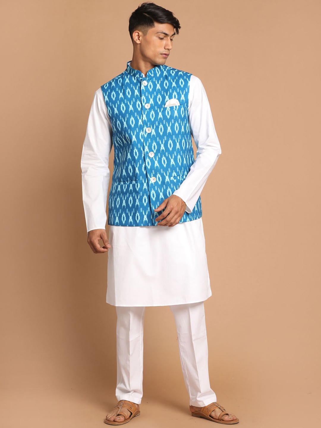 

VASTRAMAY Men Printed Pure Cotton Kurta with Pyjamas, White