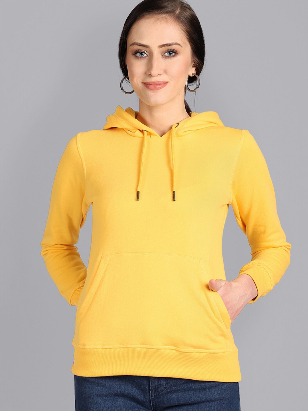 

Free Authority Women Yellow Sweatshirt