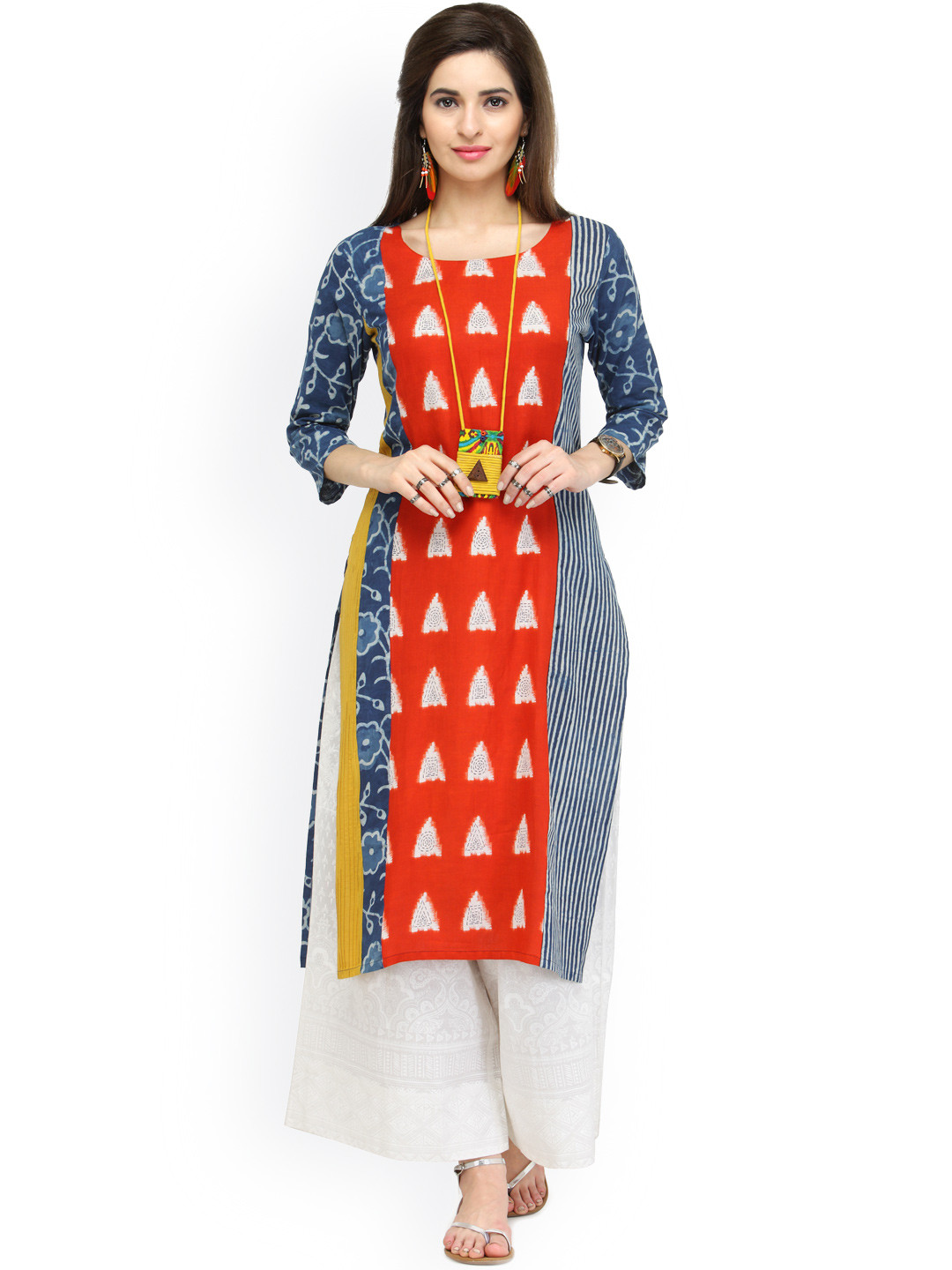 

Varanga Women Blue & Red Printed Kurta with Palazzos
