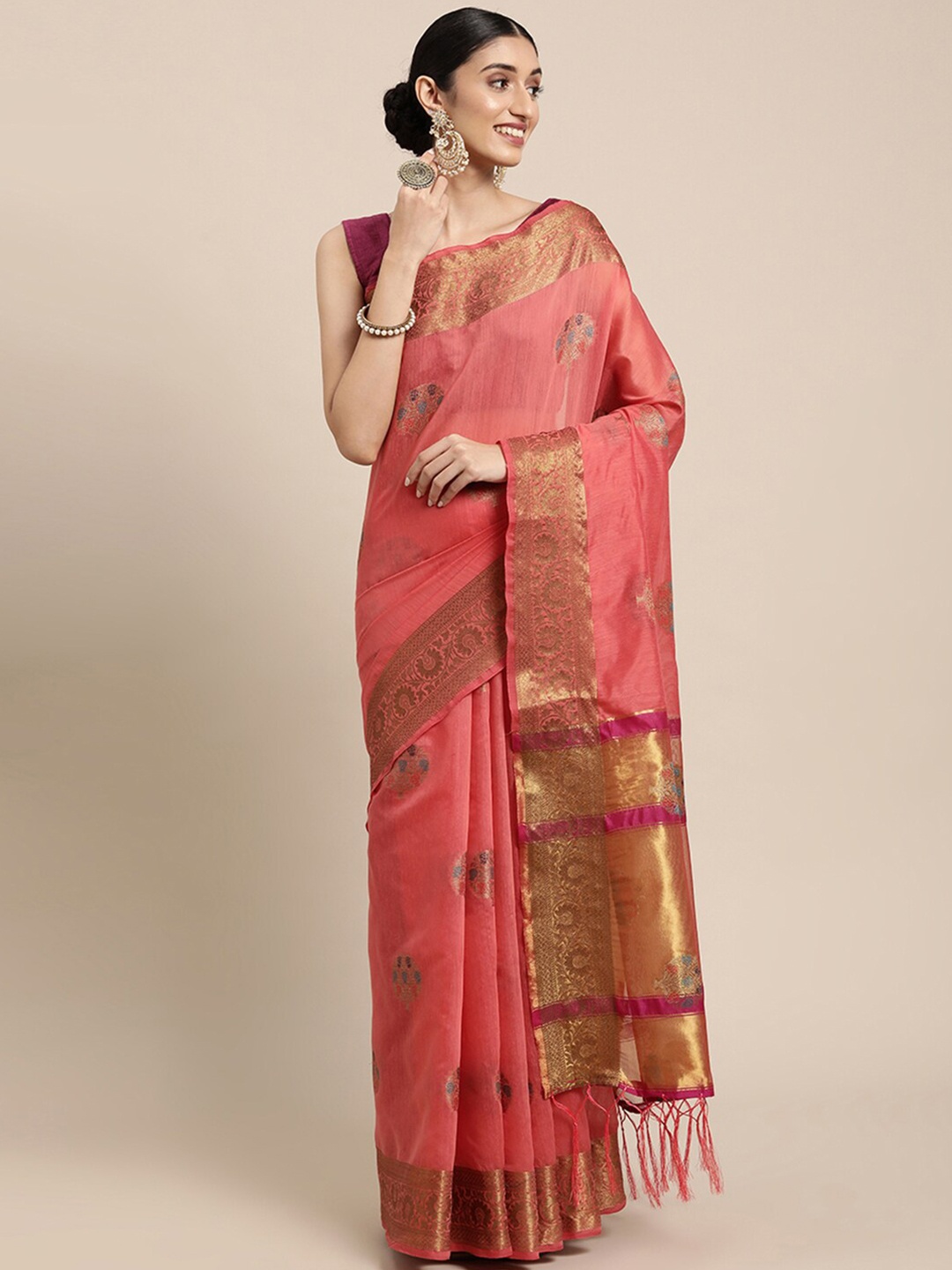 

Pisara Peach-Coloured & Gold-Toned Woven Design Zari Chanderi Saree