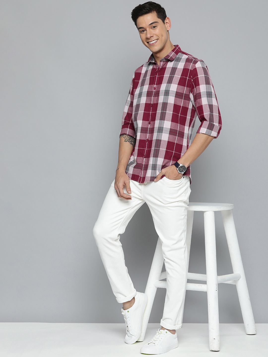 

Mast & Harbour Men Maroon & White Checked Pure Cotton Casual Shirt