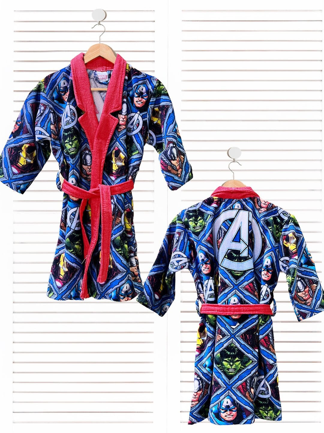 

YK Kids Blue Avenger Cartoon Printed Cotton Bathrobe