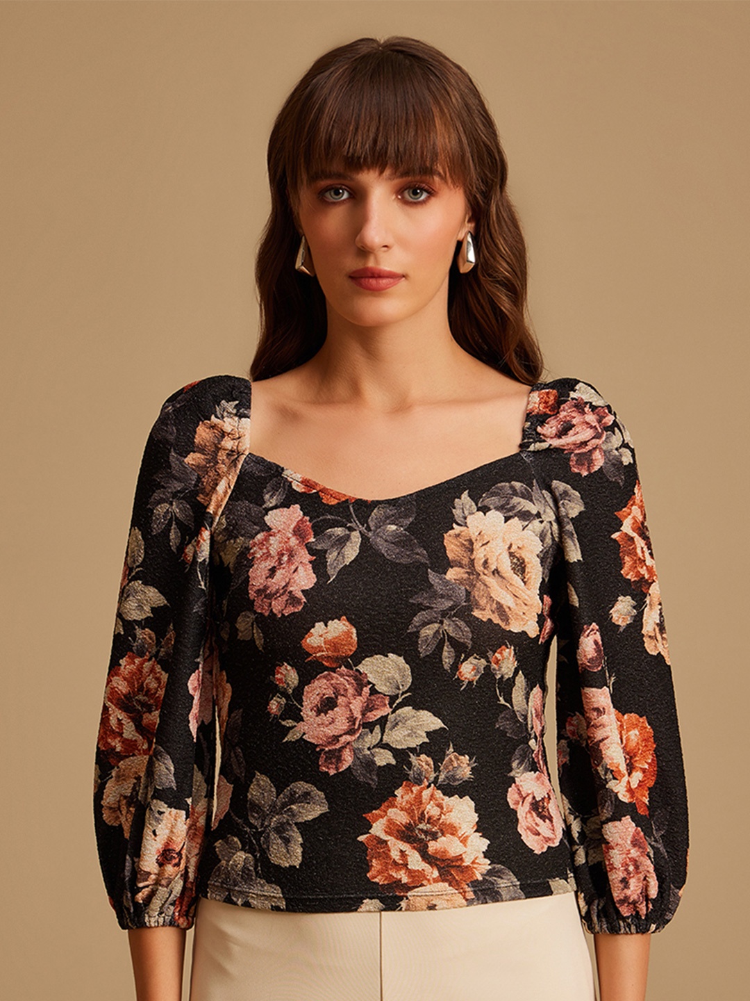 

Kazo Women Black & Pink Floral Print Top