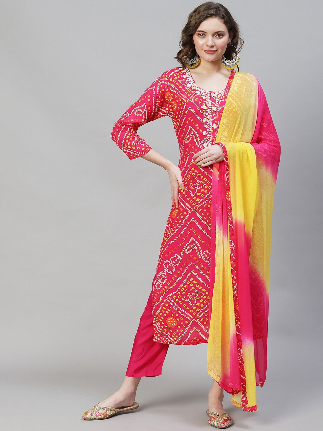 

FASHOR Women Pink Embroidered Beads and Stones Kurta with Trousers & Dupatta