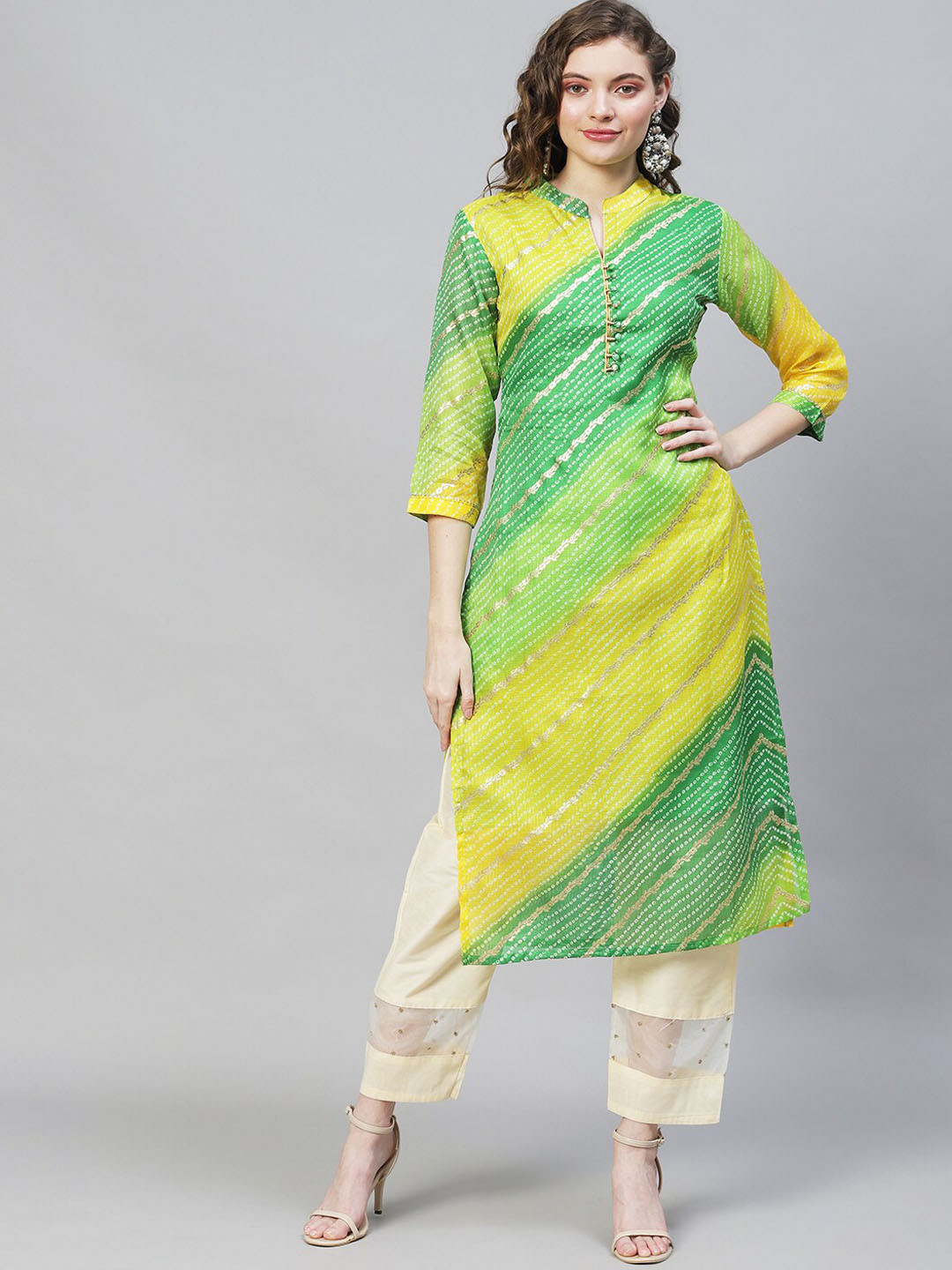 

FASHOR Women Yellow And Green Bandhani Foil Print Mandarin Collar Silk Kurta