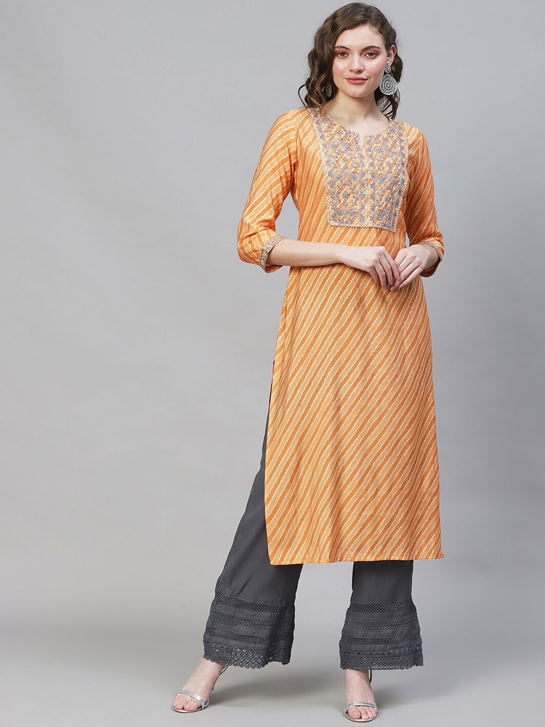 

FASHOR Women Orange Striped Kurta