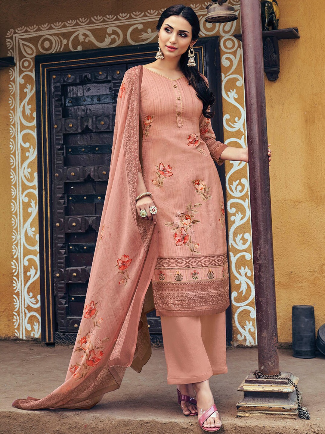 

ODETTE Women Peach-Coloured Embroidered Kurti with Trousers & With Dupatta