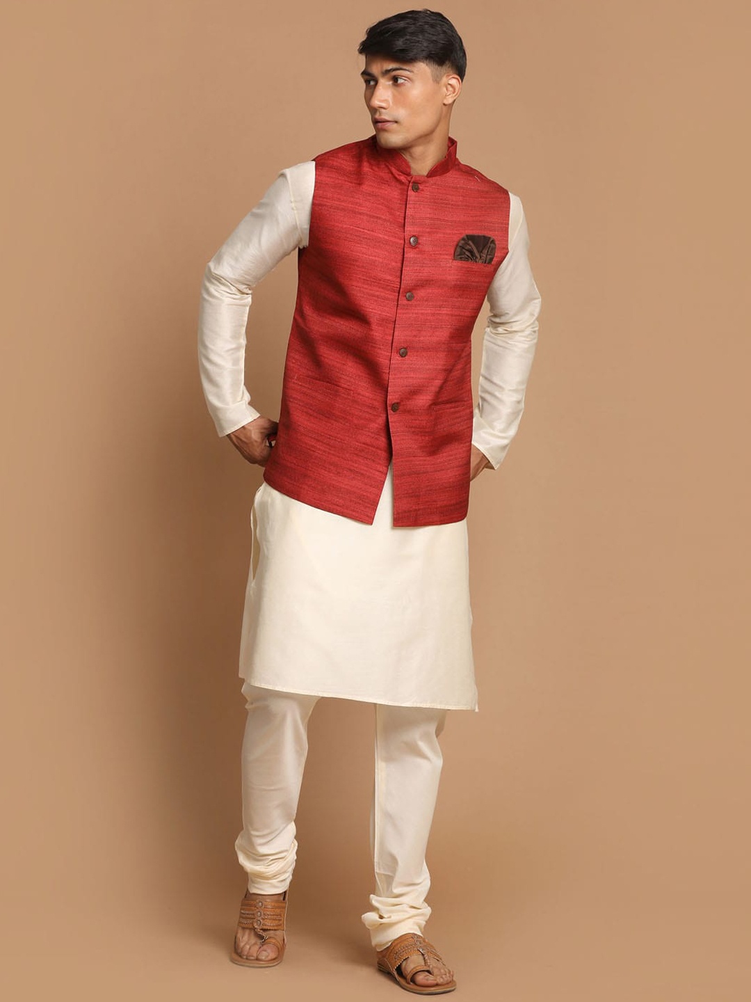 

VASTRAMAY Men Striped Angrakha Kurti with Pyjama, Cream