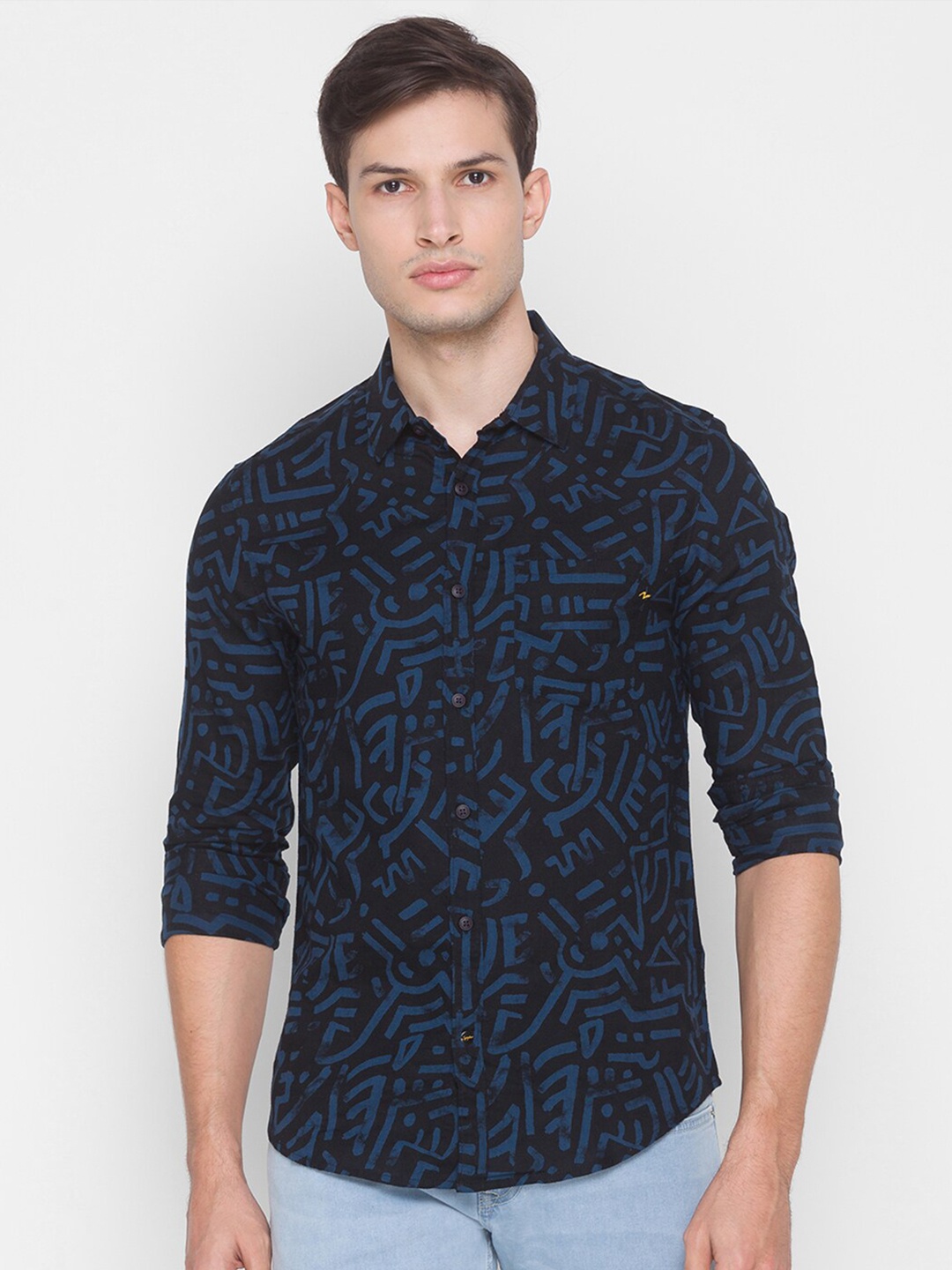 

SPYKAR Men Blue Slim Fit Printed Casual Cotton Shirt