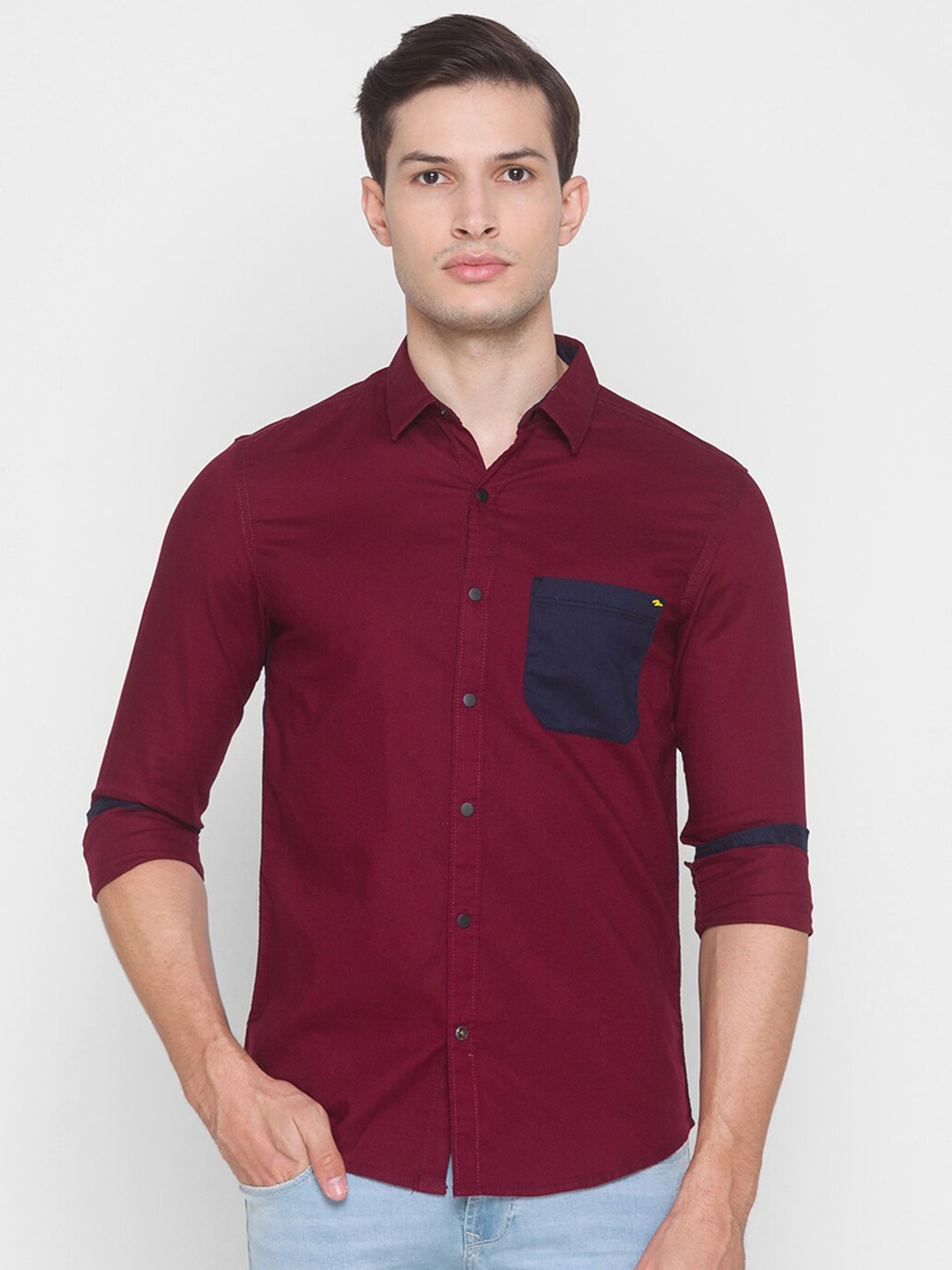 

SPYKAR Men Maroon Slim Fit Casual Shirt