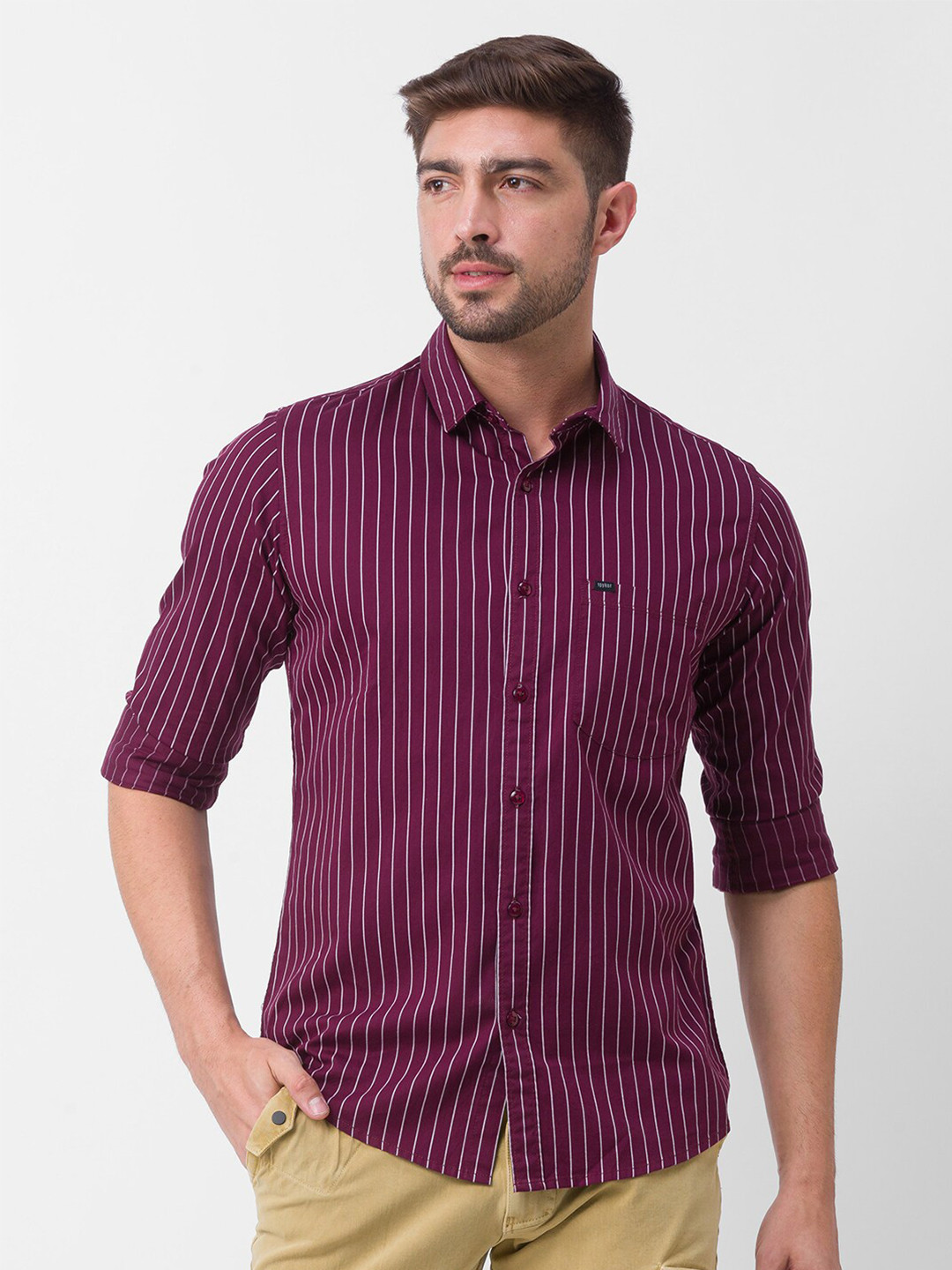 

SPYKAR Men Purple Striped Casual Shirt
