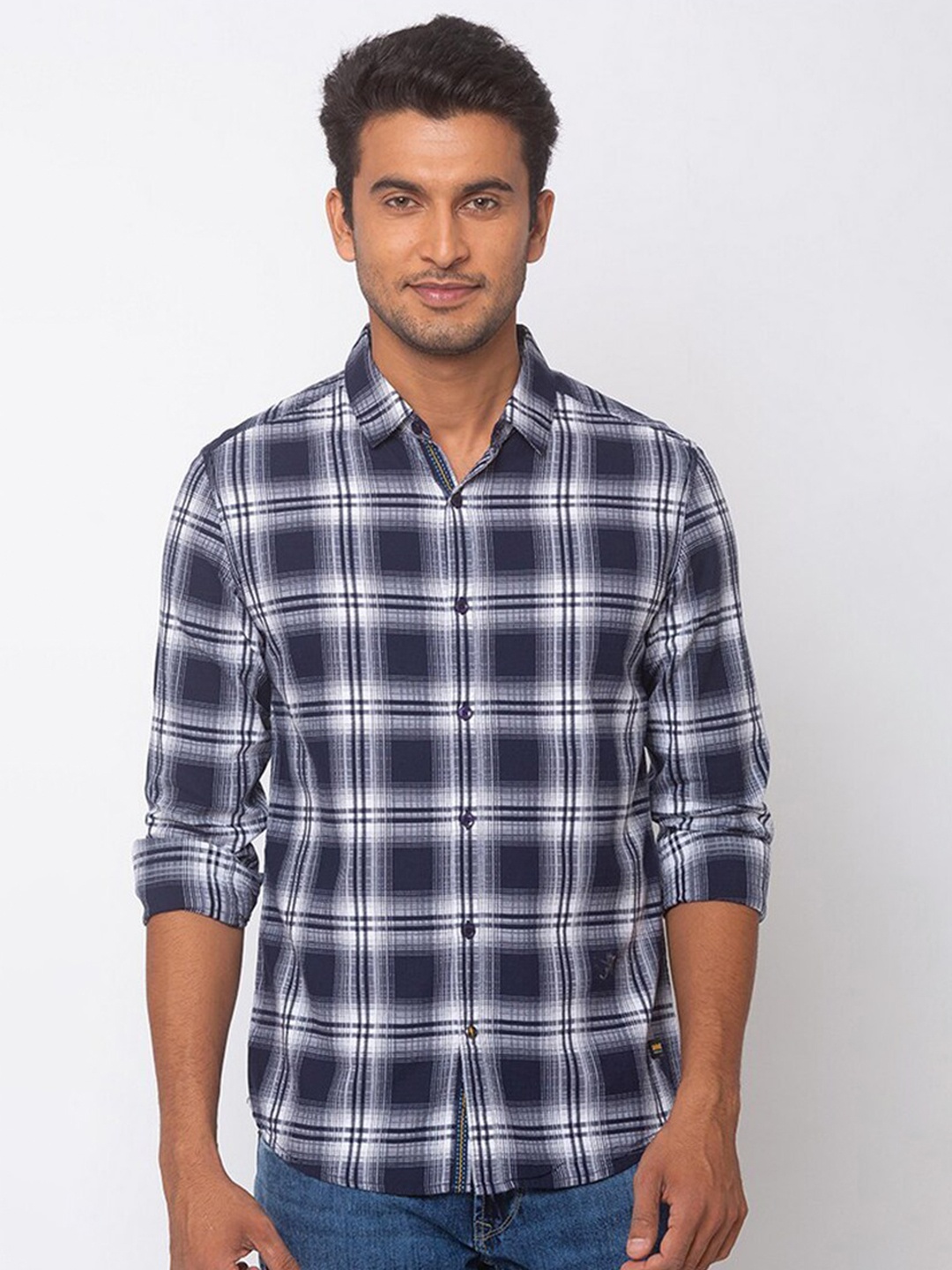 

SPYKAR Men Navy Blue & White Tartan Checked Cotton Casual Shirt