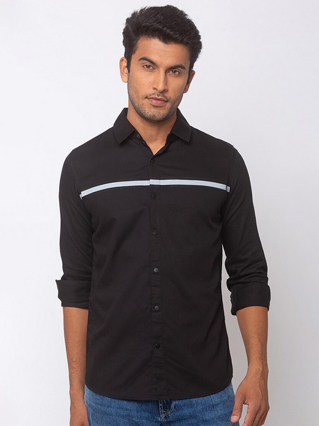 

SPYKAR Men Black Slim Fit Cotton Casual Shirt
