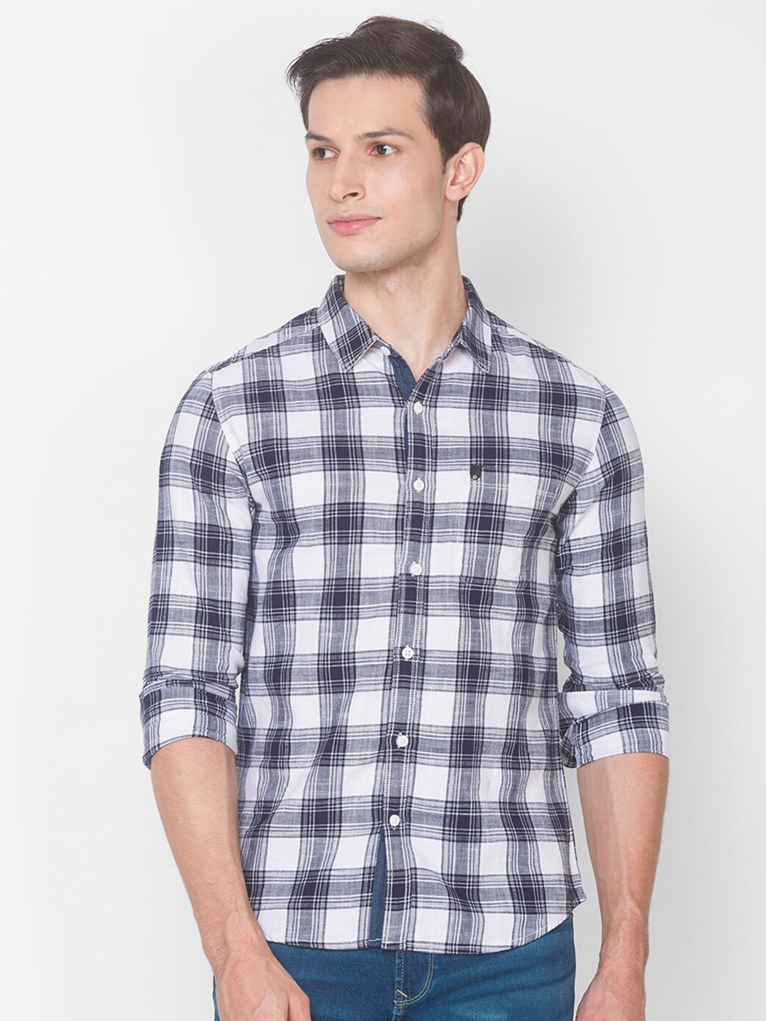 

SPYKAR Men White Slim Fit Checked Casual Shirt