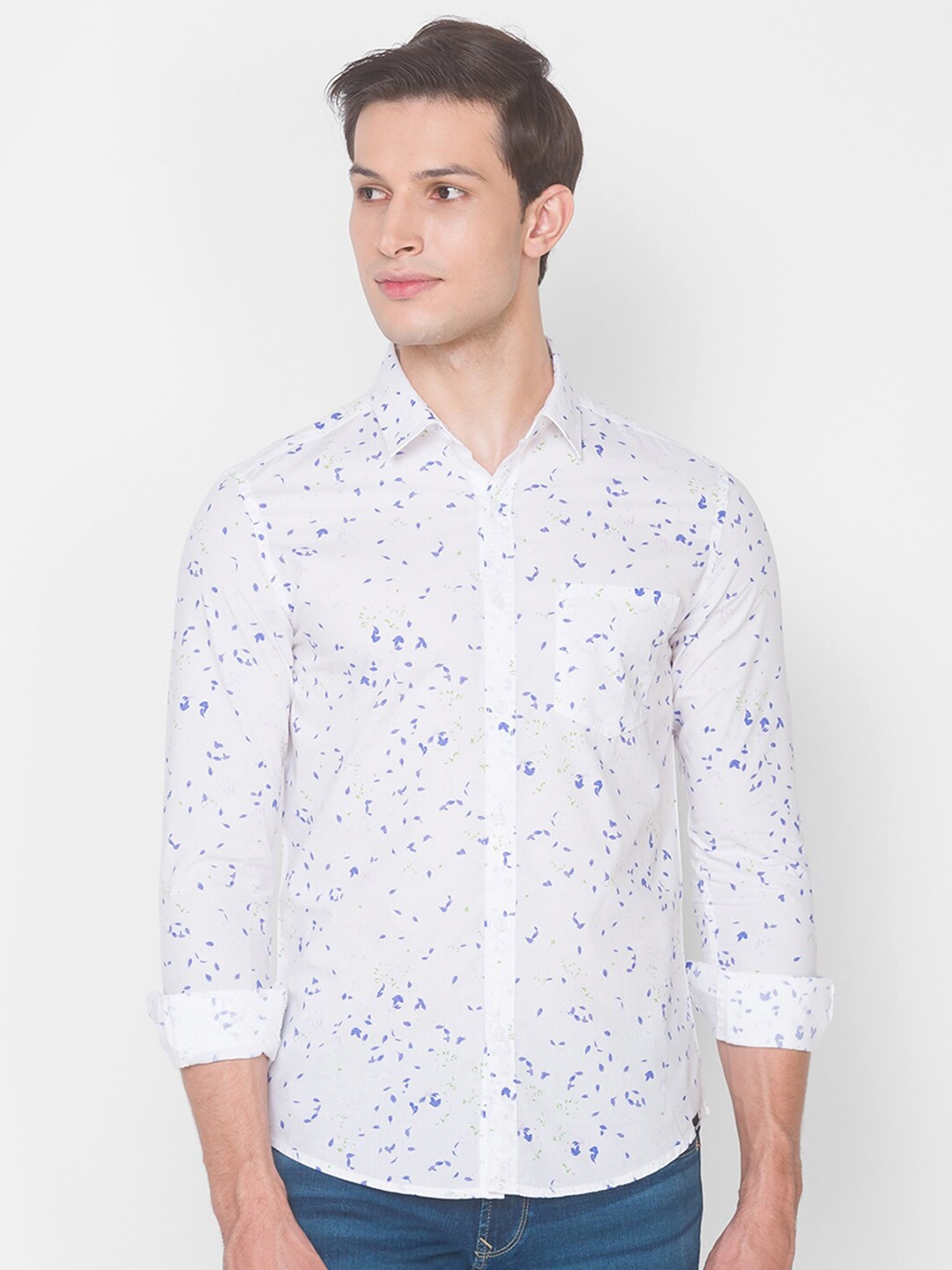 

SPYKAR Men White Slim Fit Floral Printed Casual Shirt