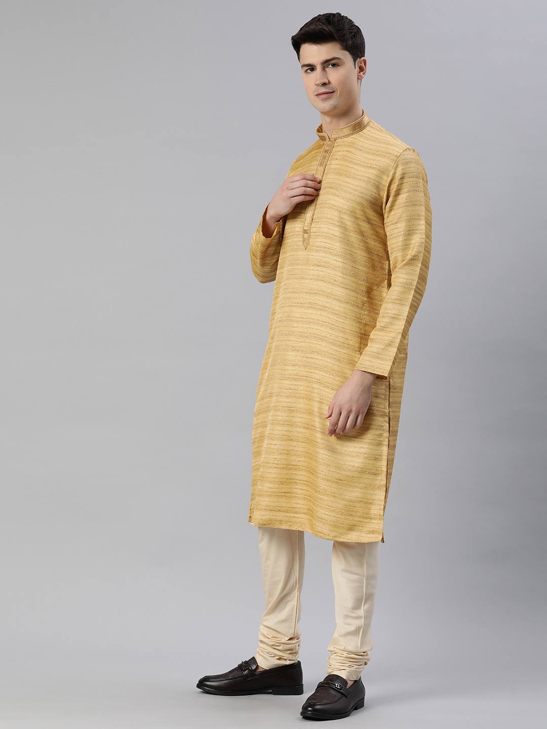 

Manthan Men Solid Straight Kurta, Beige