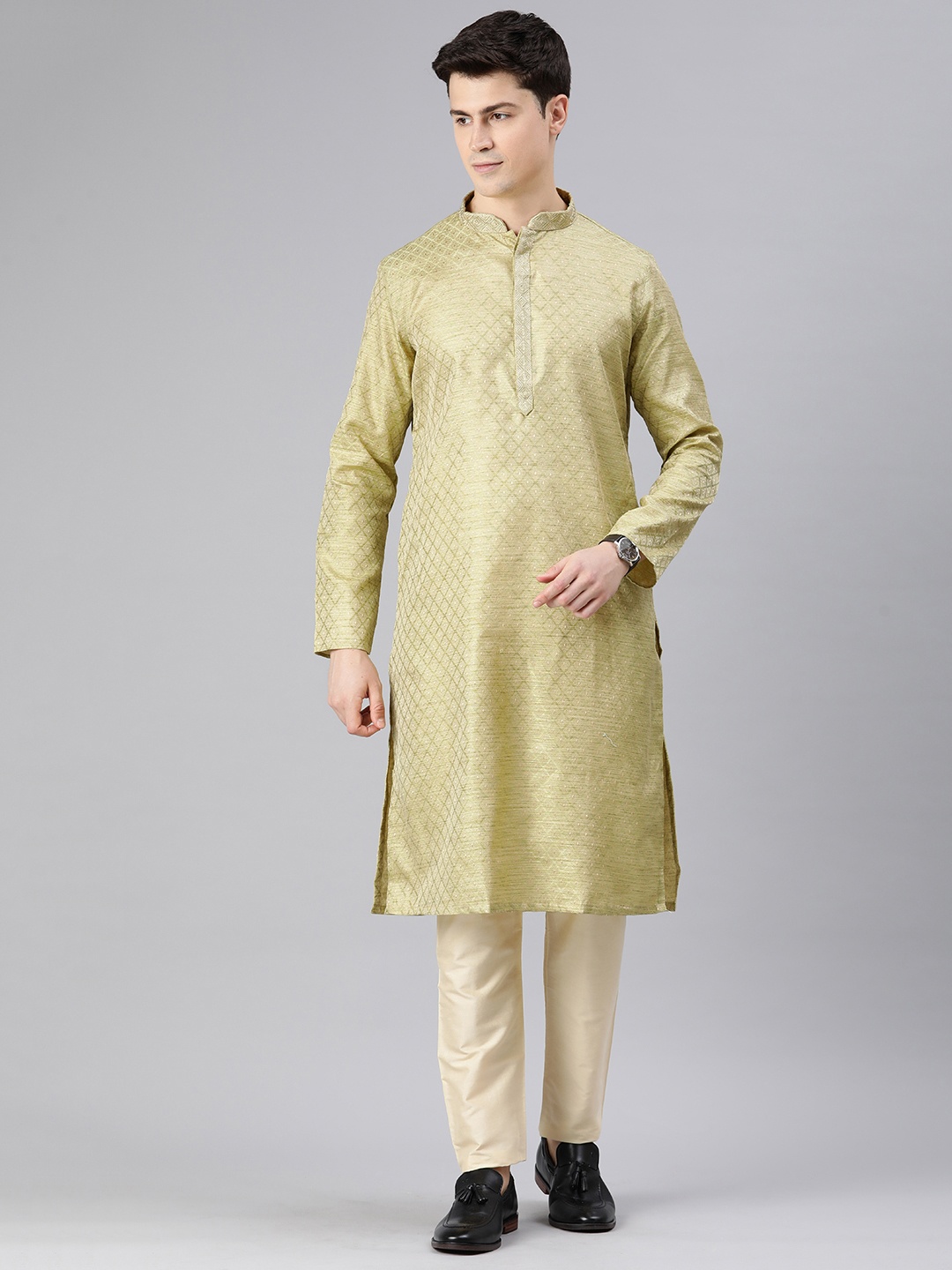 

Manthan Men Woven Design Kurta, Green
