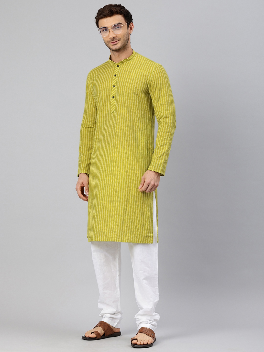 

Manthan Men Striped Pure Cotton Kurta, Green