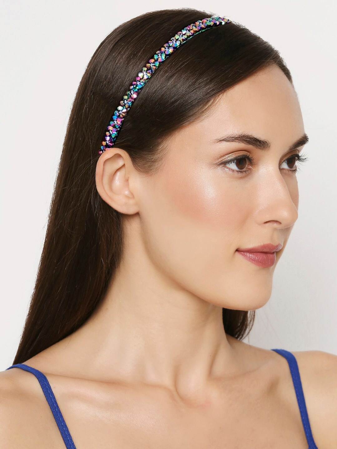 

OOMPH Women Embellished Hairband, Black
