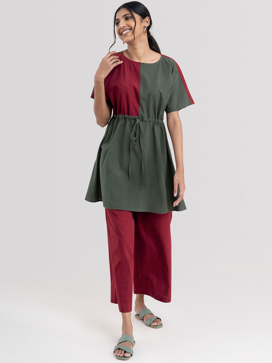 

Marigold by FableStreet Women Olive Green & Maroon Colourblocked Co-Ords