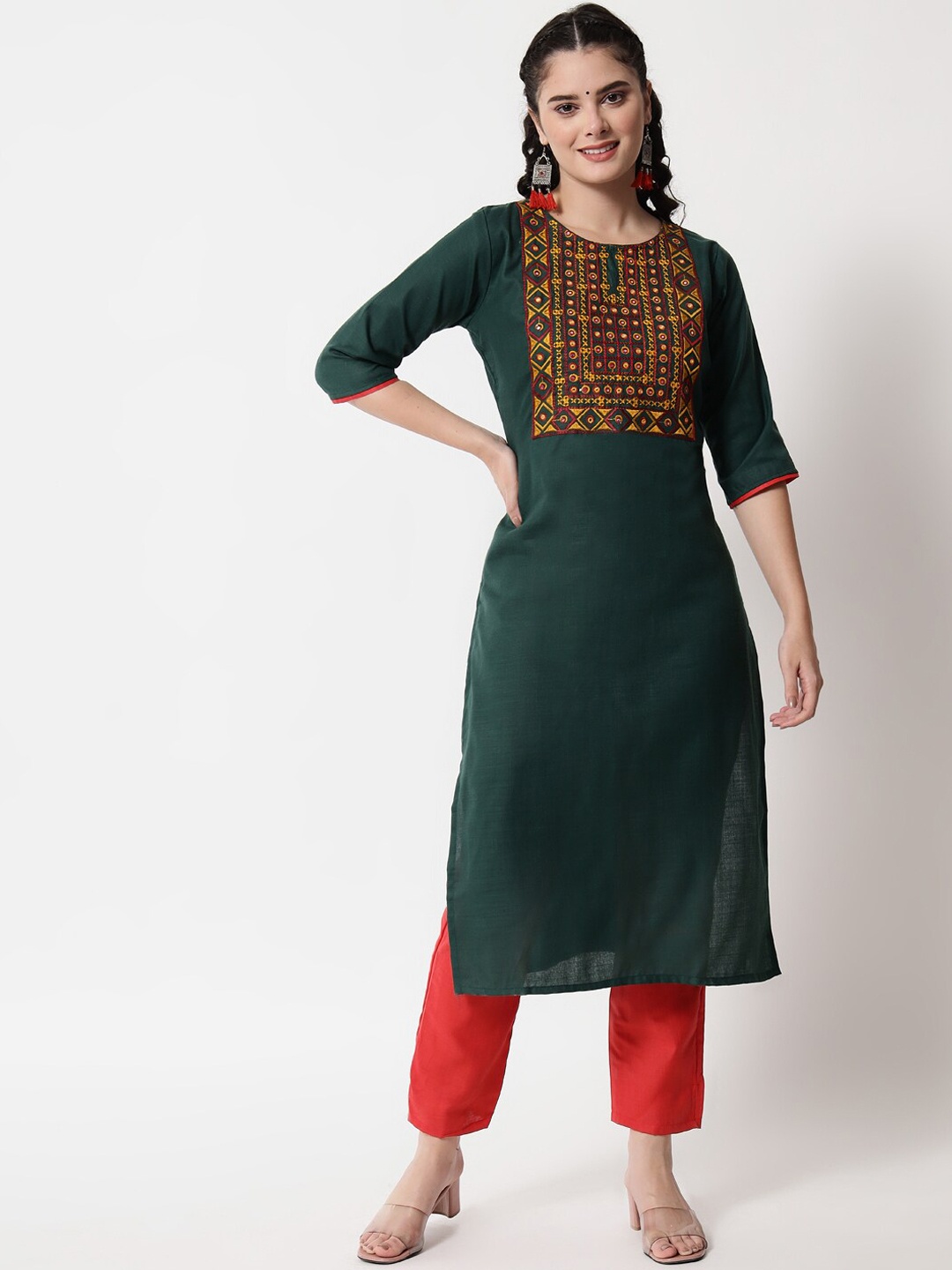 

VredeVogel Women Green Printed Pure Cotton Kurta with Trousers