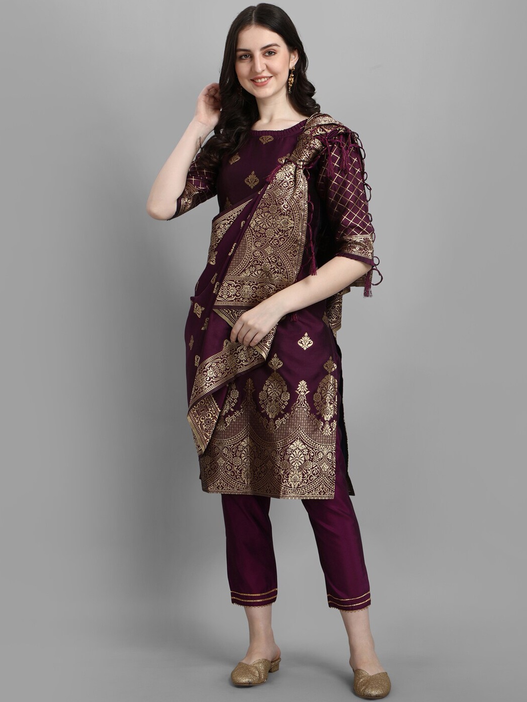 

VredeVogel Women Ethnic Motifs Printed Straight Kurta with Trousers & With Dupatta, Purple