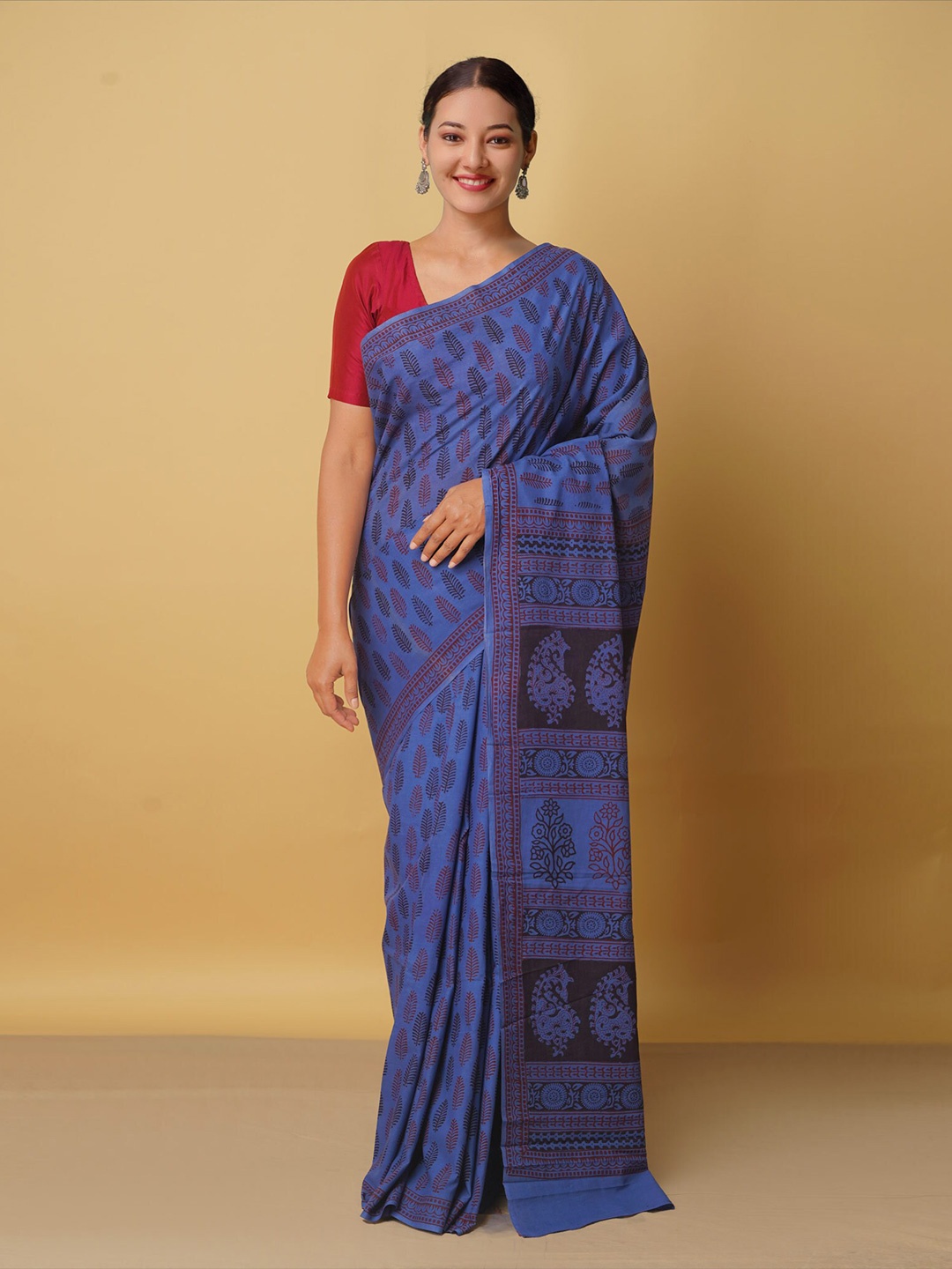 

Unnati Silks Blue & Black Bagh Pure Cotton Bagh Saree