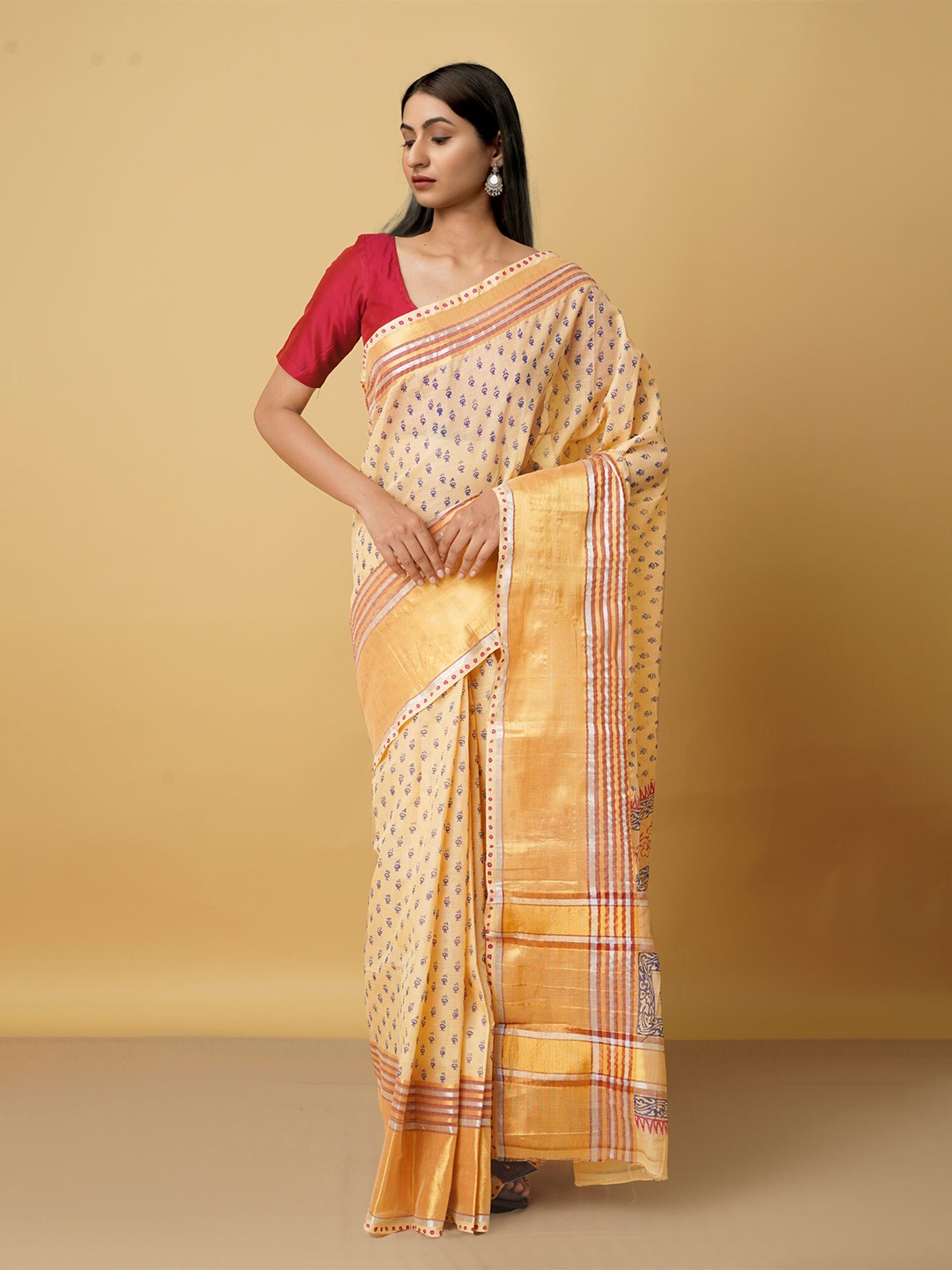 

Unnati Silks Cream-Coloured & Pink Ethnic Motifs Zari Pure Cotton Chettinad Saree