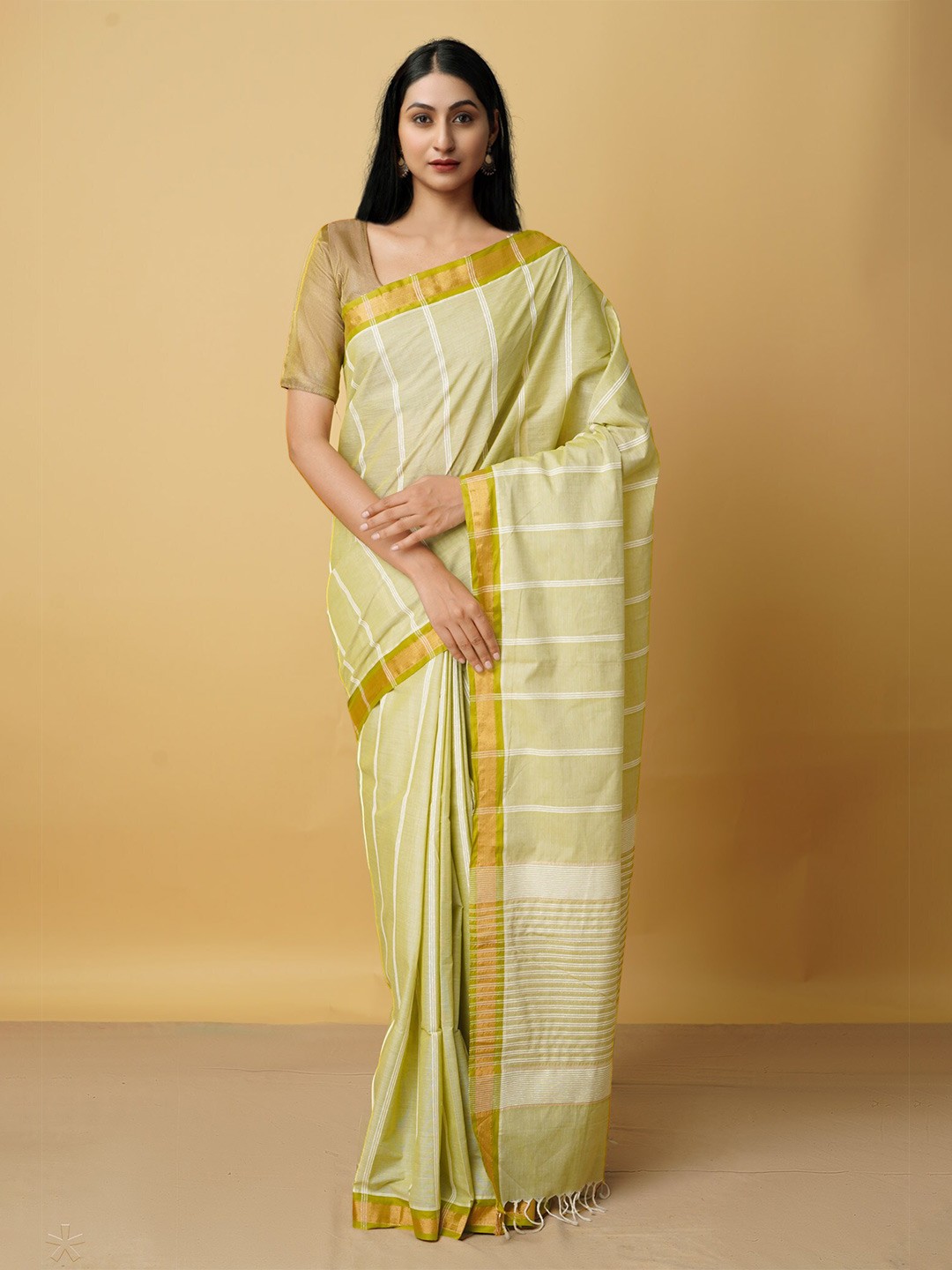 

Unnati Silks Green & Off White Striped Pure Cotton Mangalagiri Saree