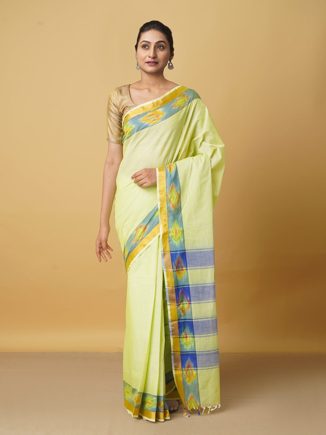 

Unnati Silks Green & Gold-Toned Zari Pure Cotton Chettinad Saree