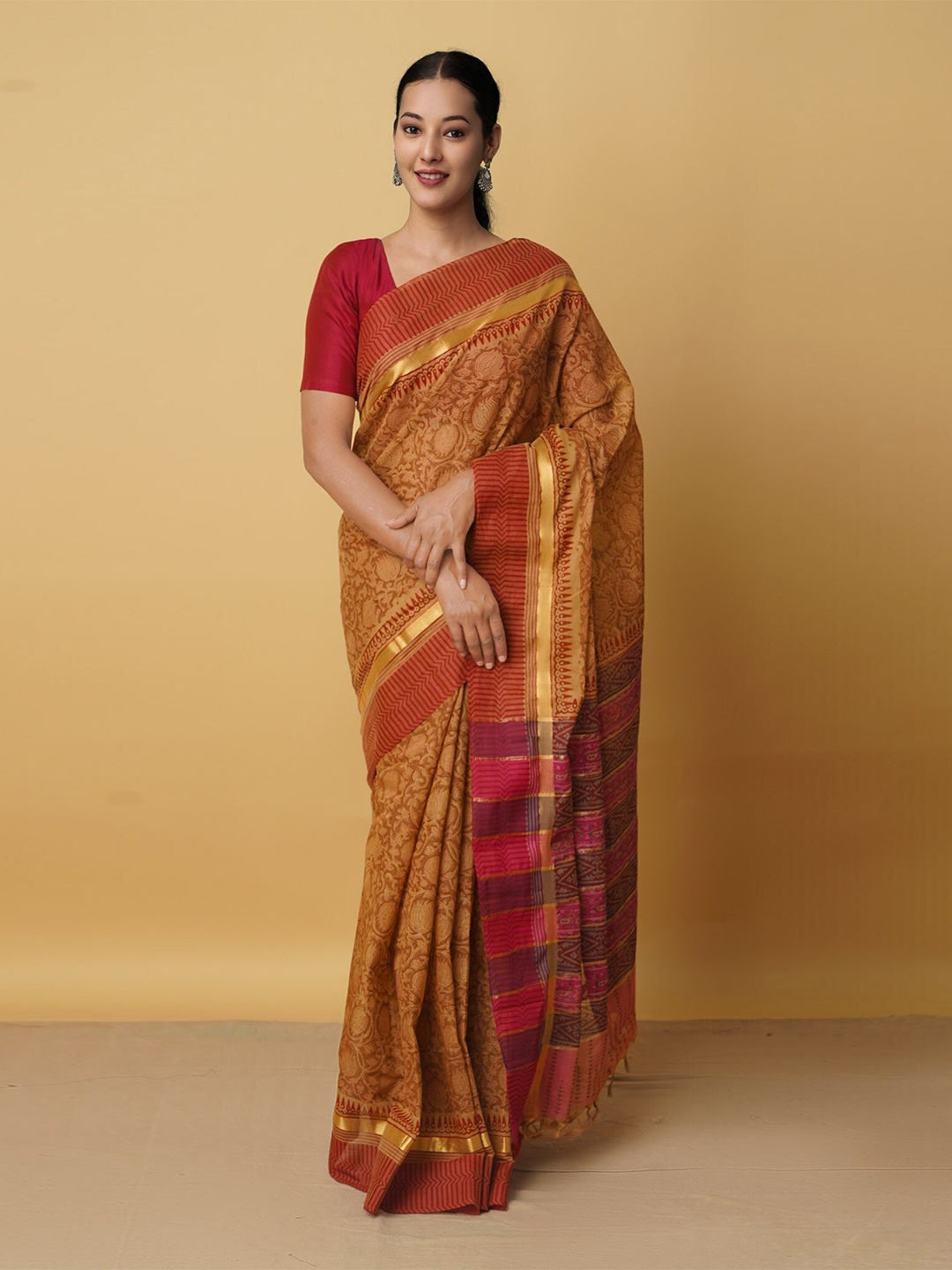 

Unnati Silks Brown & Gold-Toned Ethnic Motifs Zari Pure Cotton Mangalagiri Saree