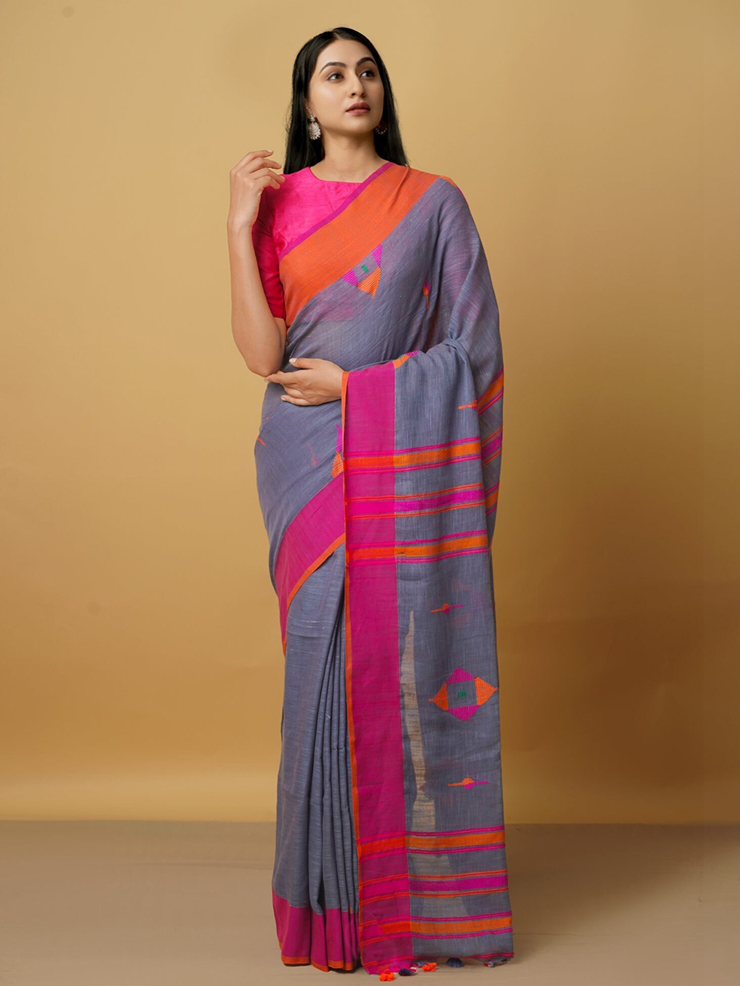 

Unnati Silks Grey & Orange Woven Design Pure Linen Jamdani Saree