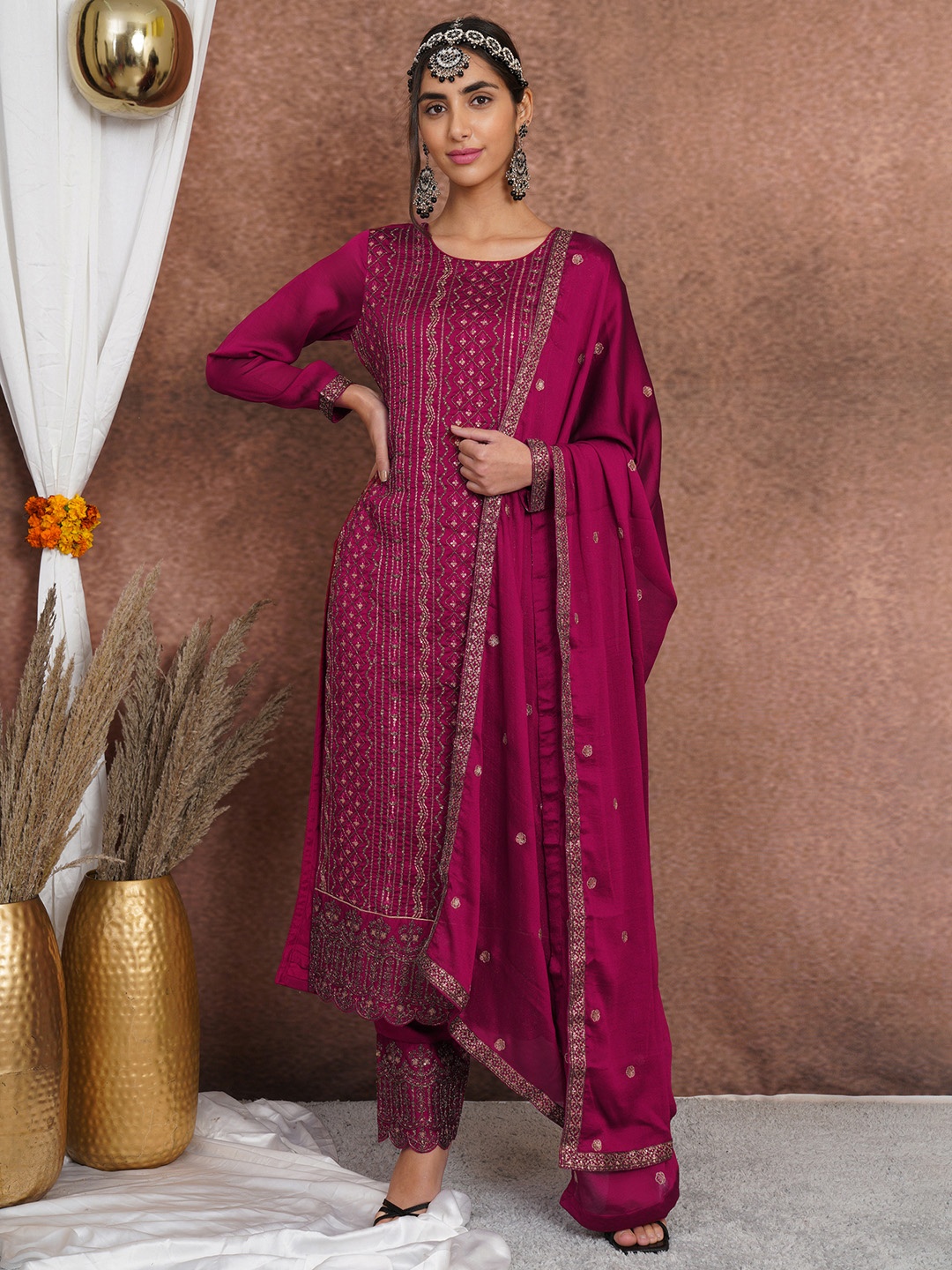 

Stylee LIFESTYLE Maroon & Gold-Toned Embroidered Pure Silk Unstitched Dress Material