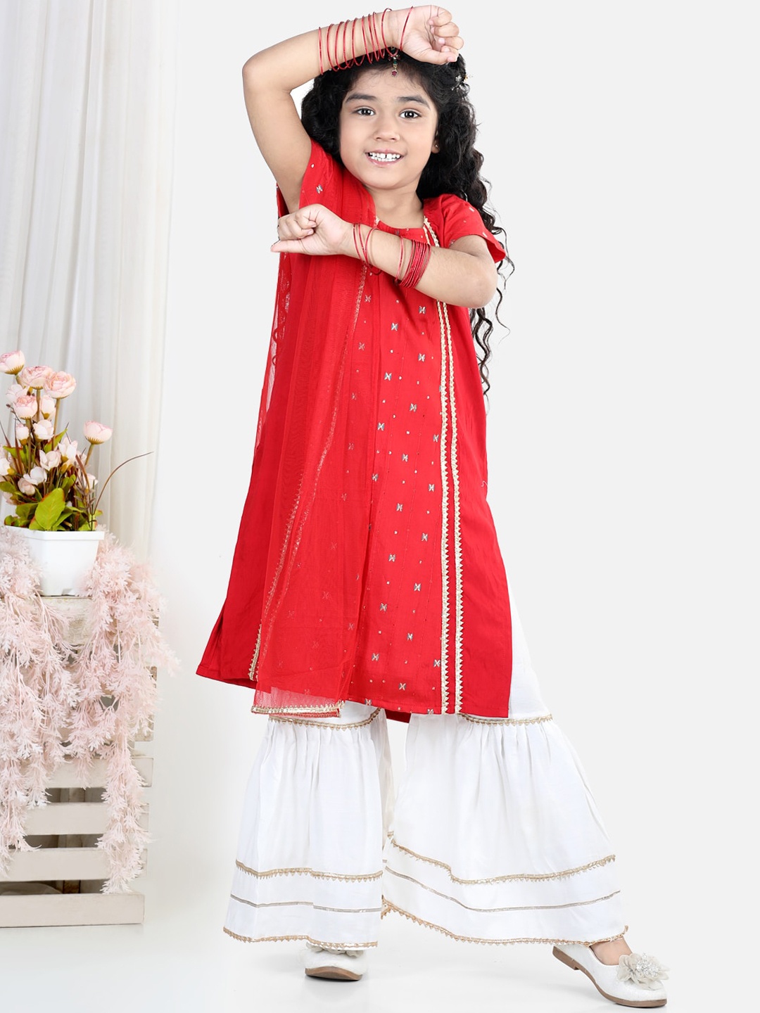 

Here&Now X Kinder KidsGirls Red Floral Printed Kurta with Sharara & Dupatta Set