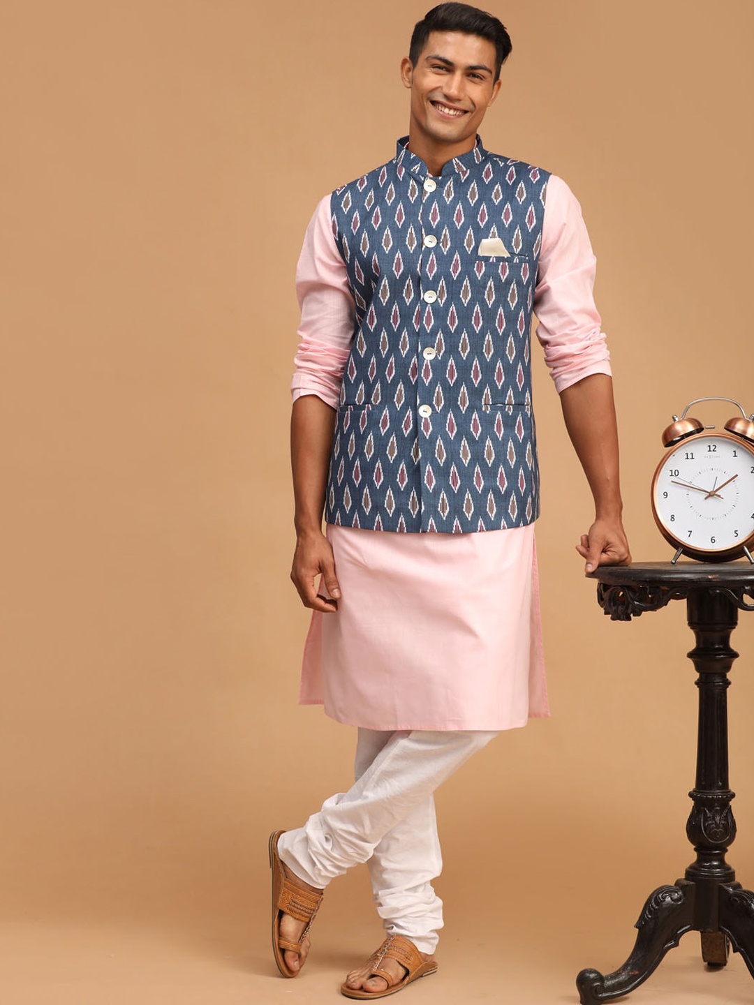 

VASTRAMAY Ethnic Ikkat Printed Nehru Jacket with Kurta & Churidar Set, Pink