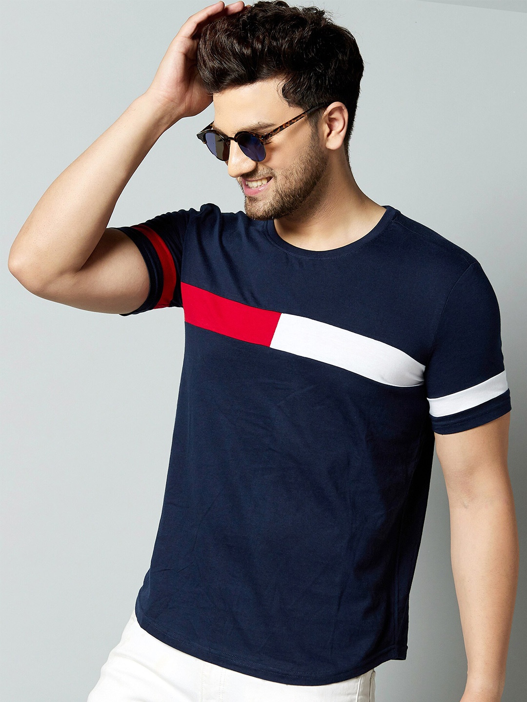 

GESPO Men Blue Colourblocked T-shirt with Mask