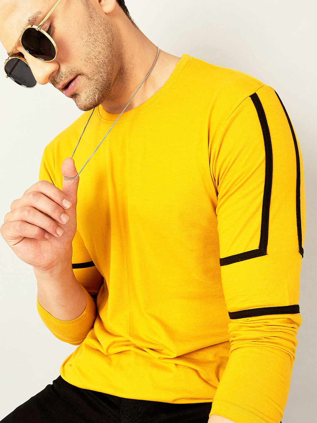 

GESPO Men Mustard Yellow & Black Full Sleeve T-Shirt