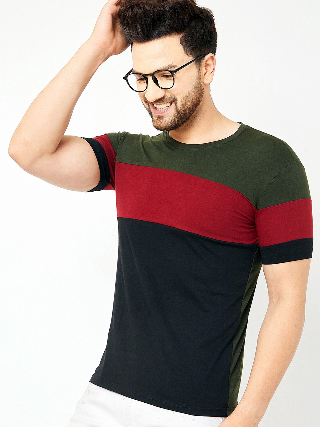 

GESPO Men Black Colourblocked Applique T-shirt with Mask