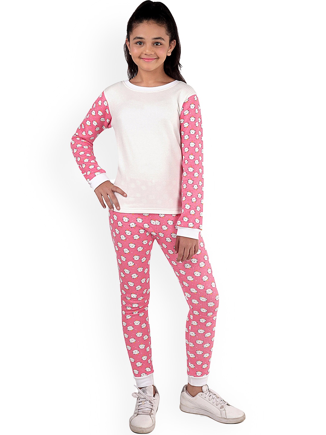

DChica Girls Pink & White Printed Full Sleeves Top And Bottom Thermal Set