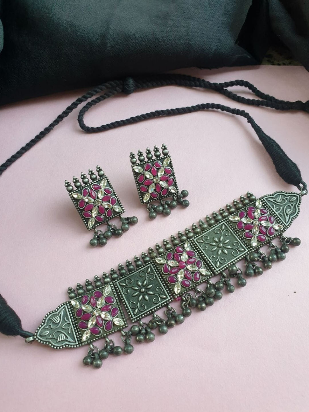 

FIROZA Silver & Pink Stone Studded Oxidised Ikra Choker Set