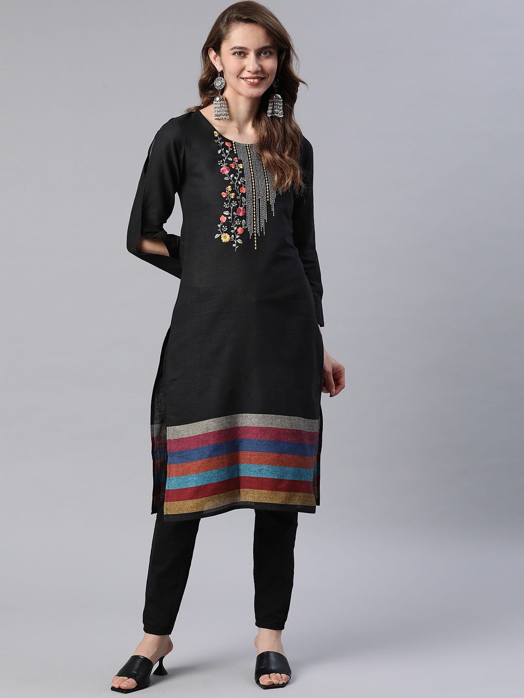 

Cottinfab Women Black Floral Yoke Design Kurta