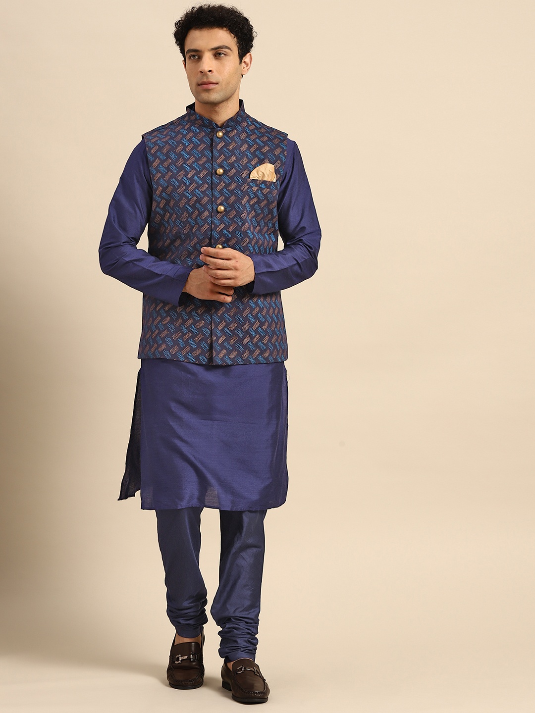 

KISAH Men Navy Blue Kurta with Churidar & Nehru Jacket