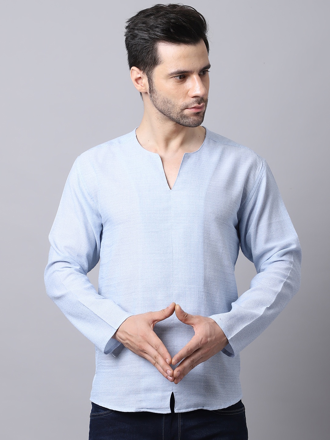 

even Men Blue Cotton round neck Short Kurta