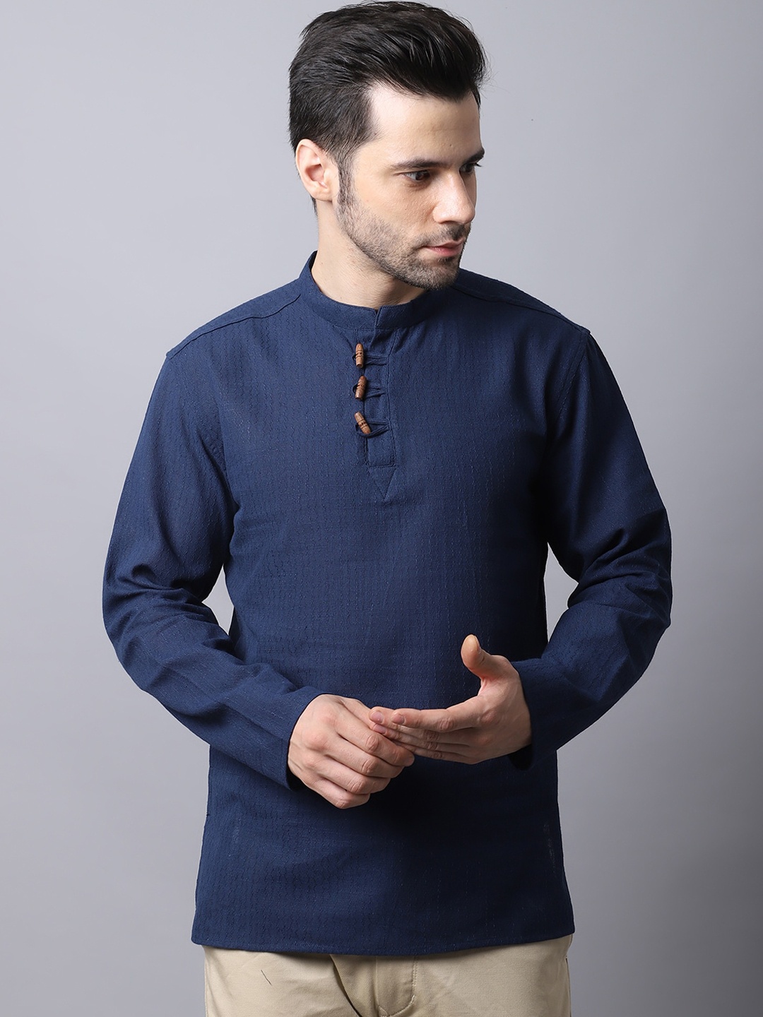 

even Men Blue Solid Kurta