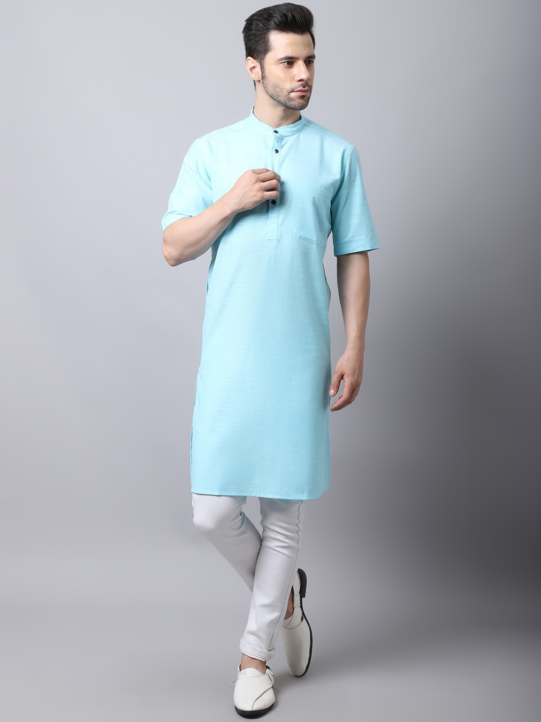 

even Men Blue Solid Pure Cotton Kurta