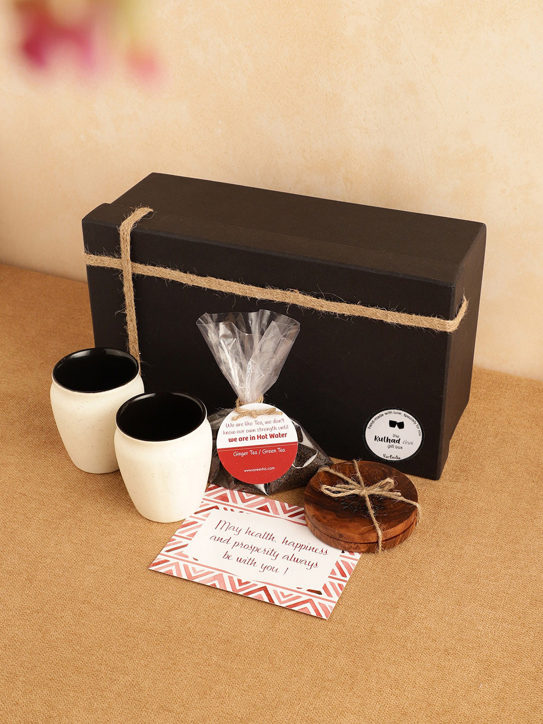 

VarEesha Solid Chai Gift Box Set, White