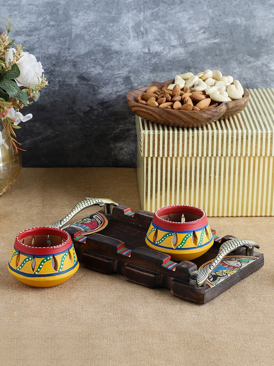 

VarEesha Printed Madhubani Small Tray Gift Sets, Brown