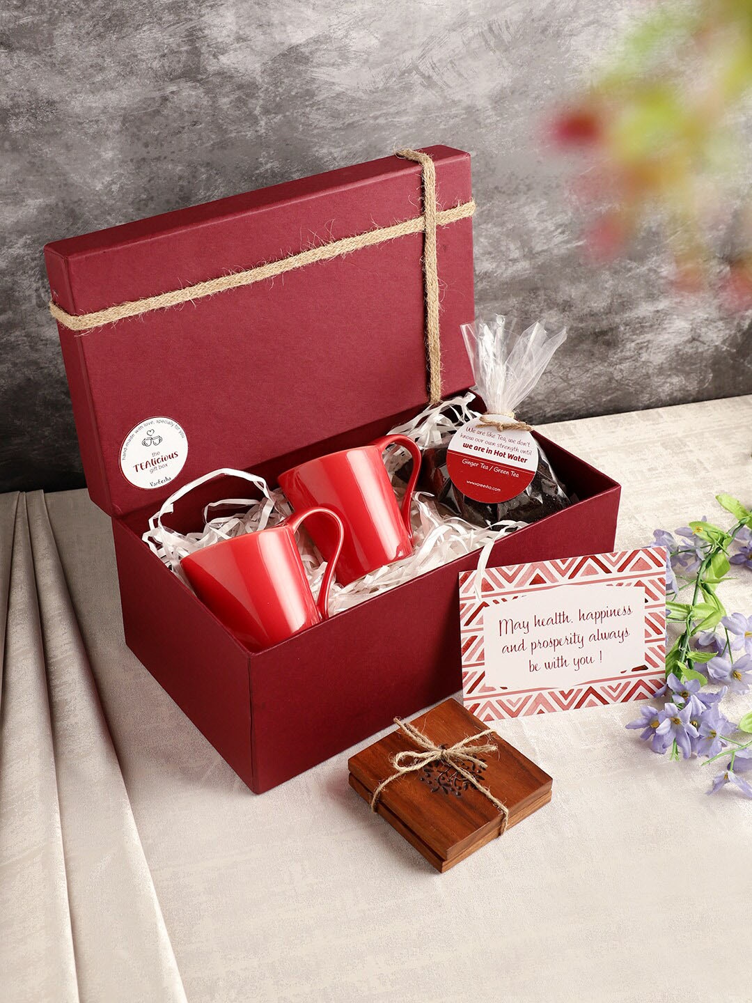 

VarEesha Solid Home Gift Sets, Red