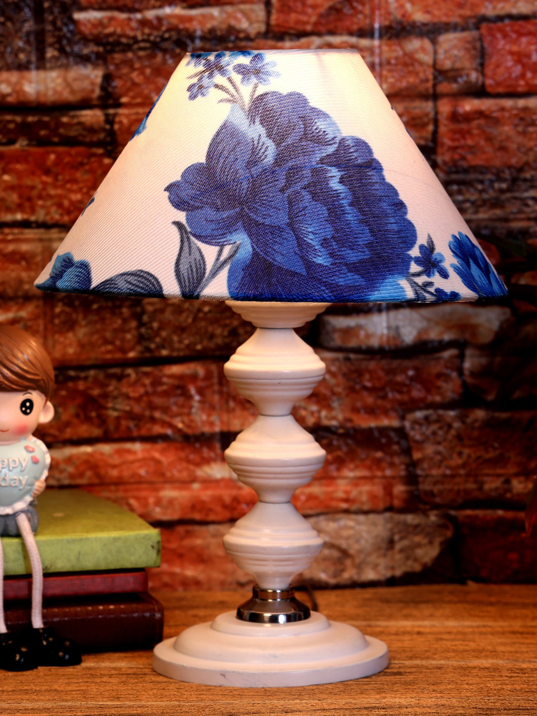 

foziq White Solid Table Lamp