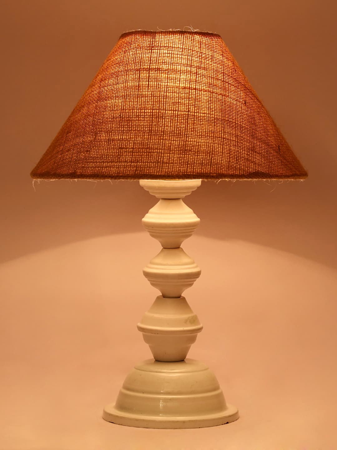 

foziq White Solid Frustum Shape Metal Table Lamp